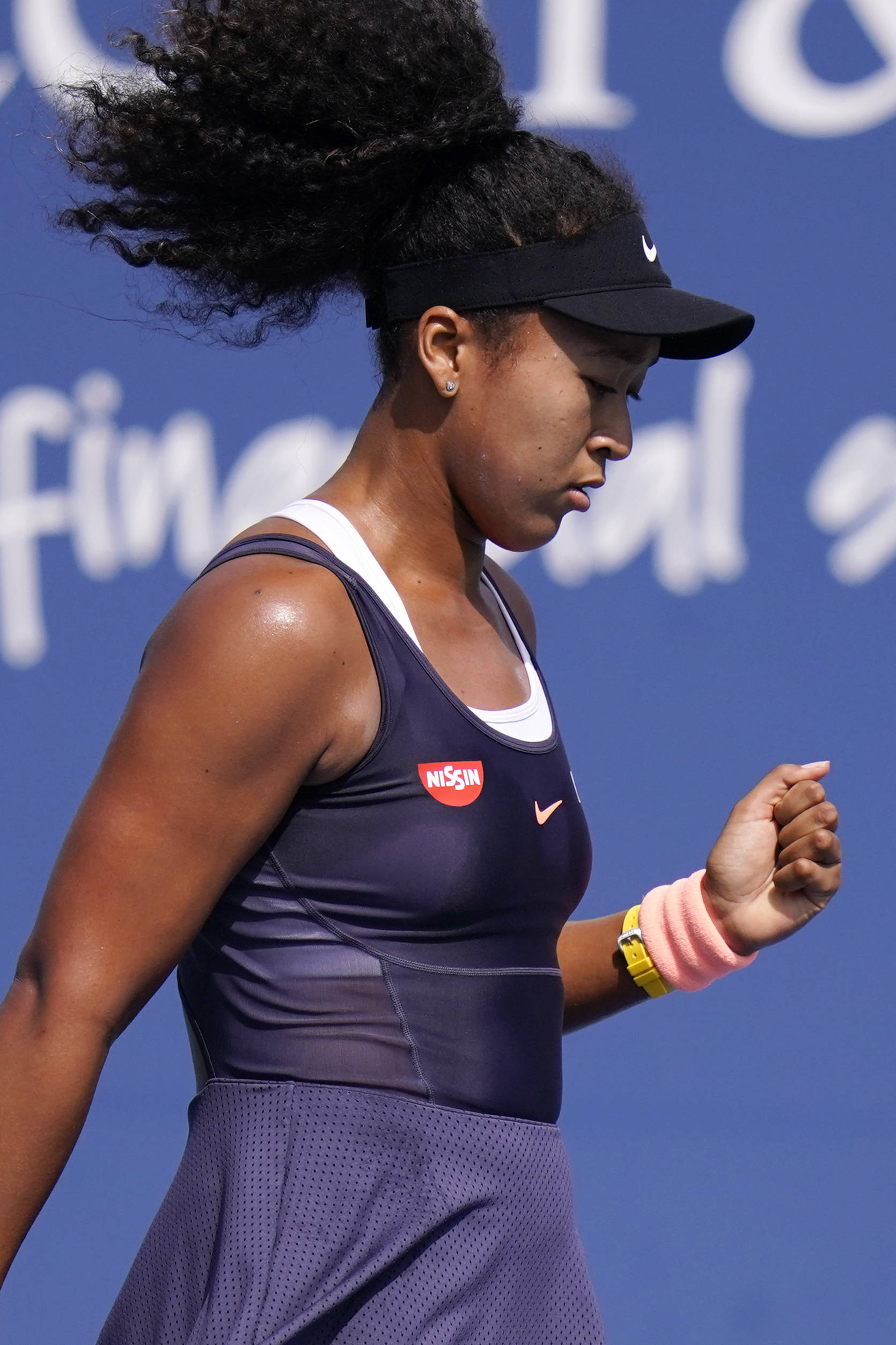 包含大坂直美重返赛场,持续失利首场状态出色,快船观众沸腾!上演精彩一战的词条爱游戏内容中心