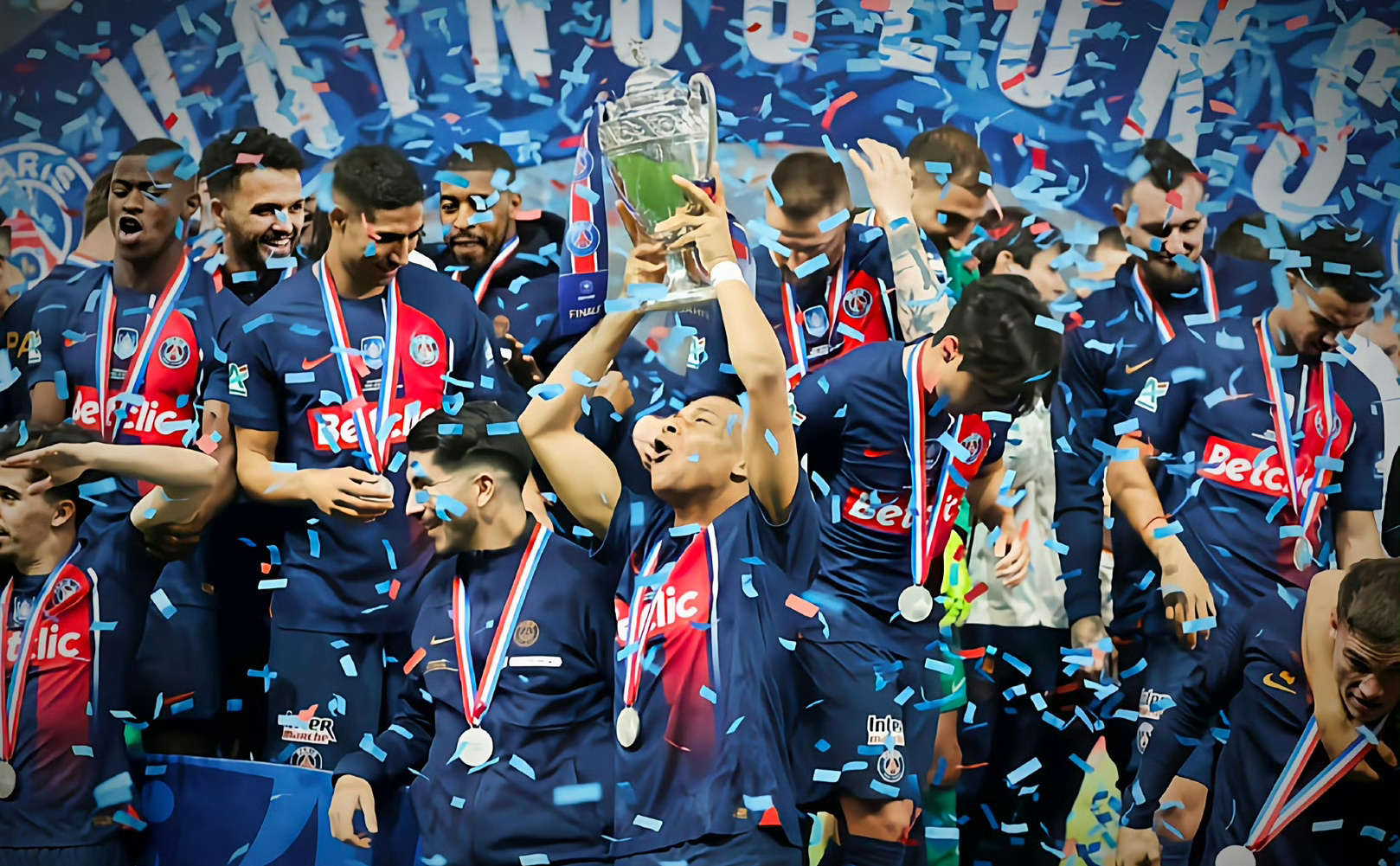 包含今晨法国杯传出新动向，上海海港内部沟通，管理层表态：震撼外界，赛季目标并未改变的词条爱游戏内容中心