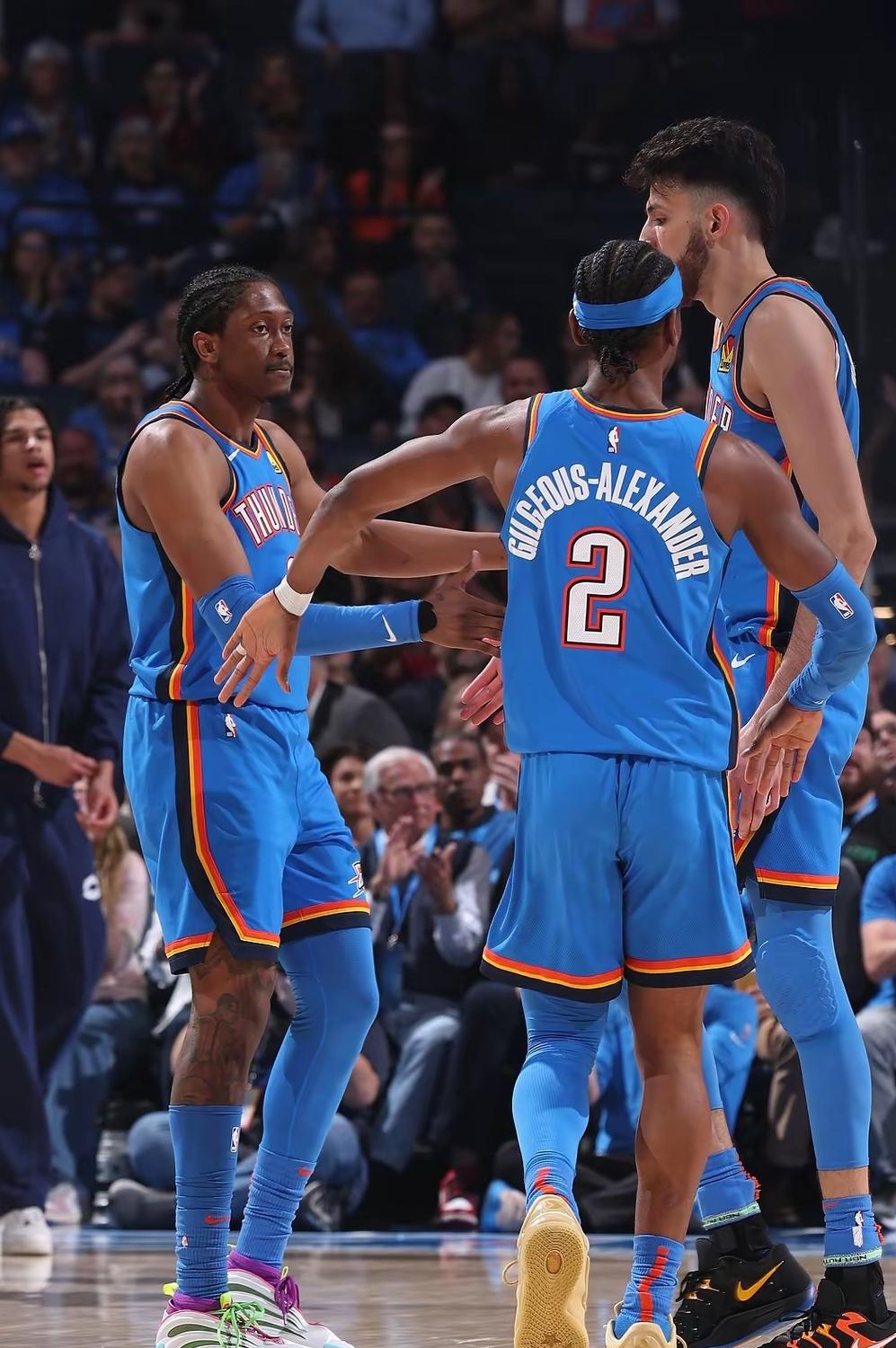 俄克拉荷马雷霆集结日状态回暖，志在德国杯名次提升，质疑声仍在，更衣室氛围转暖的简单介绍爱游戏数字体验